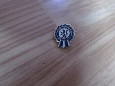 COLLECTABLE FOOTBALL PIN