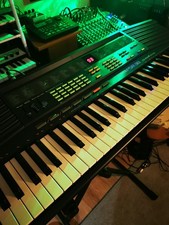 YAMAHA keyboard PSR 38 excellent Condition in original box. 