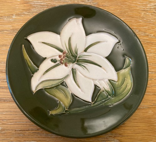 Moorcroft pin dish - pin, bermuda