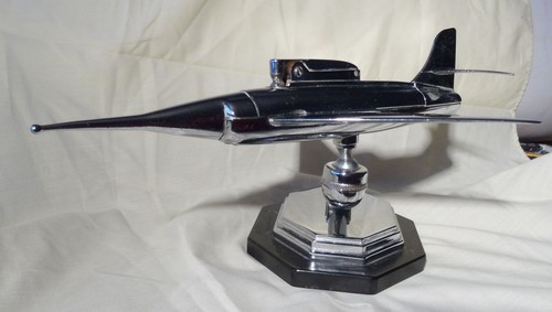 Vintage metal chrome - metal,