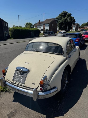 1963 jaguar mk2 petrol - 2.4,