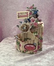 Handmade Hunkydory Pop-Up box