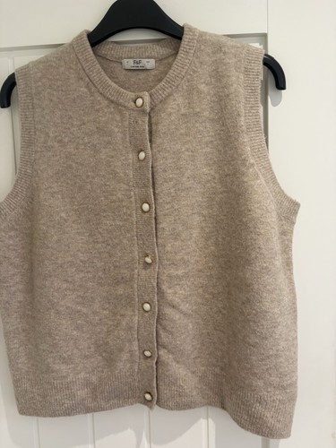 Women knitted waistcoat - women's,