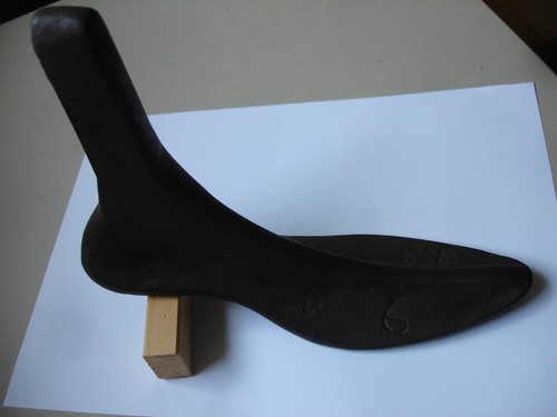 Antique cast iron - antique, shoemakers
