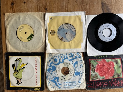 Vintage vinyl singles - 6,