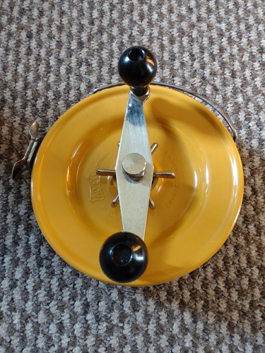 Classic vintage alvey snapper - classic,
