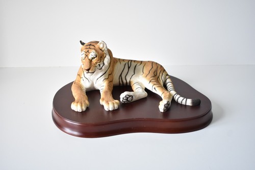 Wildtrack collectables large - collectables,
