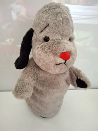 Sweep hand puppet soft toy - hand,
