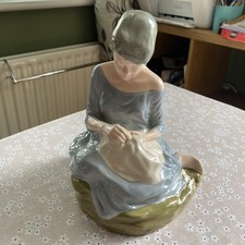 Vintage Wade Irish Song Figure