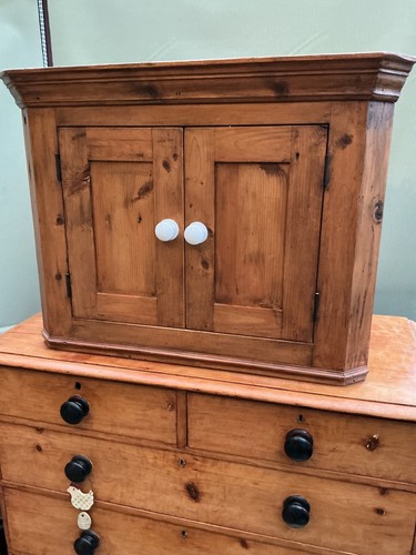 Antique pine corner - *antique,