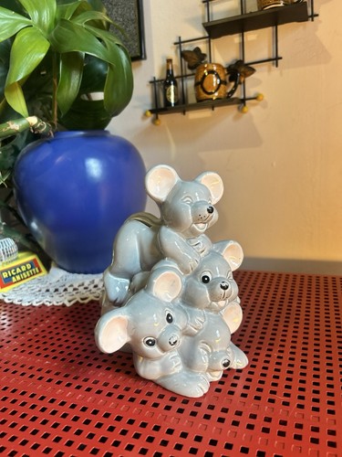 Vintage ceramic three mice - three,