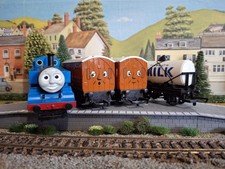R351 Hornby OO Gauge - Thomas