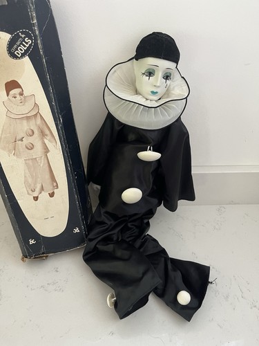 Vintage porcelain pierrot - pierrot, doll