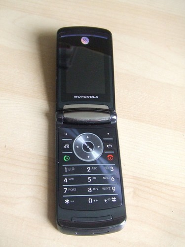Faulty spares motorola v8 - motorola,