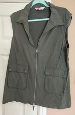 Ladies Sleeveless Jacket, CICCIA BELLA , Size 8, Eur 42, Zip Fasten, Pockets.