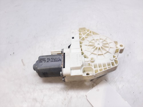 8k0959812a rear power - rear, window