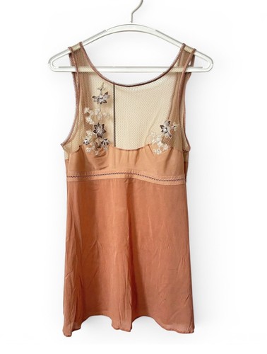 Gorgeous peach silk and lace - and,