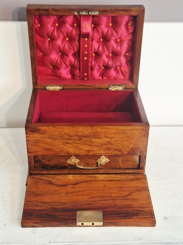 Walnut jewellery box with - walnut,