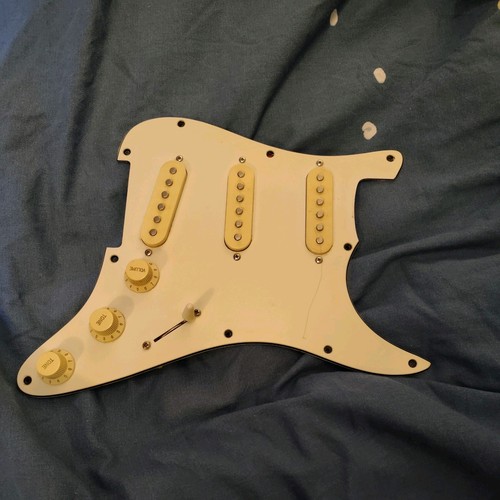 Vintage hot alnico strat - vintage,