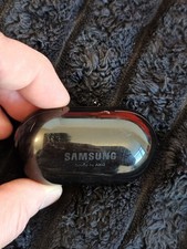 Samsung Galaxy Sound by AKG Wireless Earbuds Black