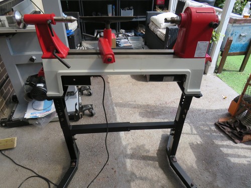 Axminster craft wood lathe - , on