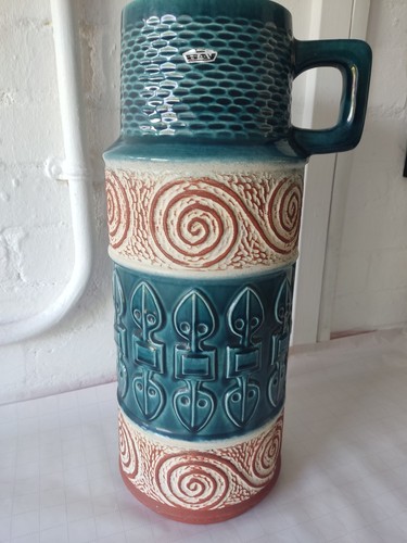 Mid century bay - mid-century,