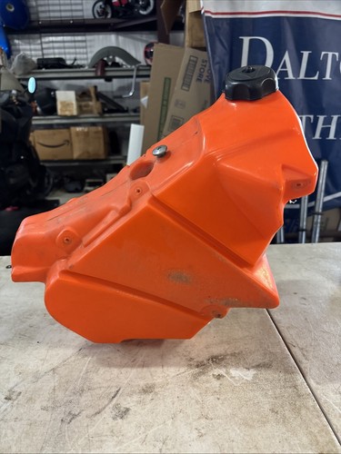 Ktm 560 450 - 450, fuel