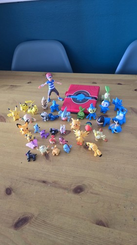 Pokemon mixed figure bundle - mixed,