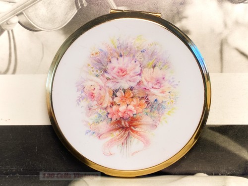 Stratton white floral bouquet