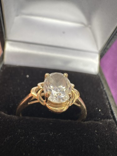 Carat yellow gold - 14,