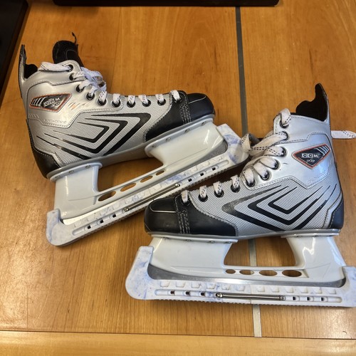Ccm size ice skates - size,