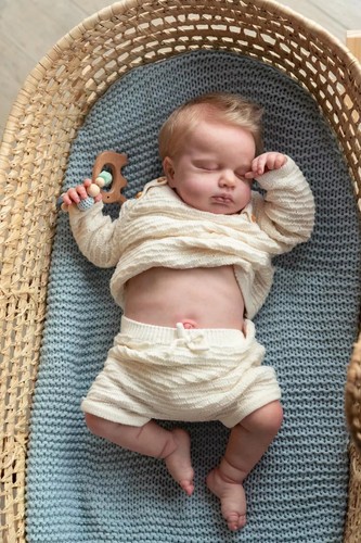 Realistic reborn baby boy doll - reborn,