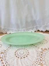 1950s Pyrex Sprayware Jade