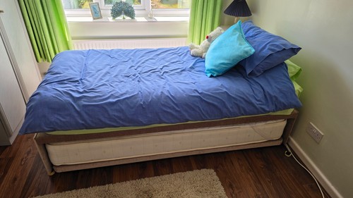 Single divan guest - single,