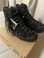 Salewa Mens Alp Trainer Lite Mid GTX Gore-Tex Hiking Boots Vibram Size 10 Black