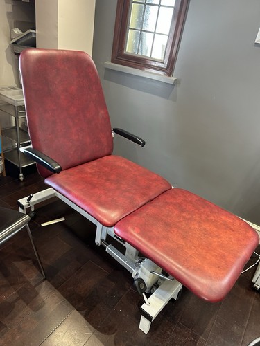 Plinth 2000 medical treatment - plinth,