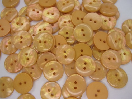 Job lot buttons - 50, pearlized