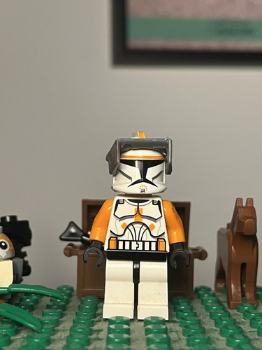 Clone trooper commander - commander, cody