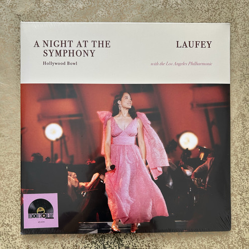 Laufey night at the - laufey,
