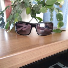 Alviro Martini women's sunglasses,