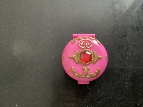 Polly pocket - polly,