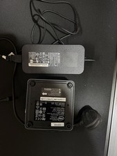 Intel NUC 10 i7-10710U •