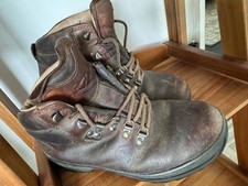 brasher Walking boots 4.5 uk
