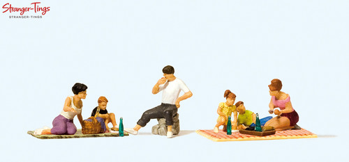 Preiser picnic scene - preiser,