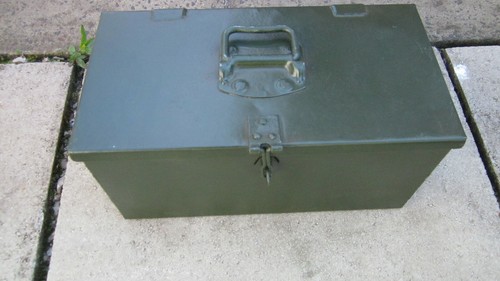 Army lockable toolbox - ex-army,