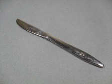 Oneida Lasting Rose Cutlery