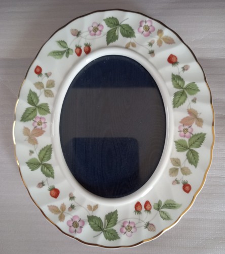 Wedgewood oval porcelain - oval,