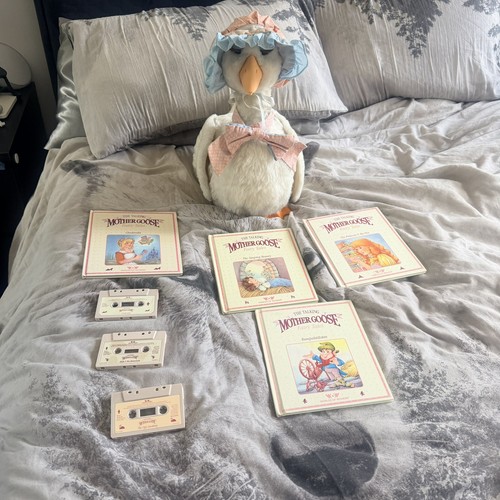 Wow talking mother - talking, goose