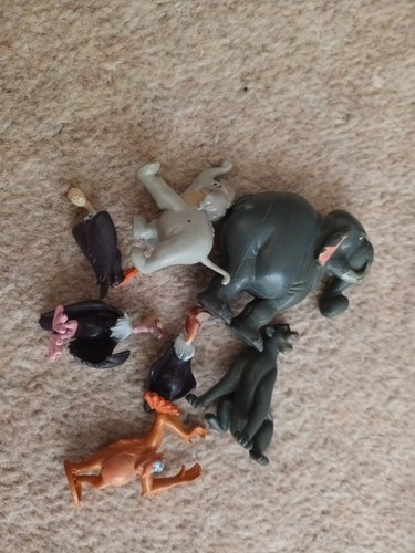 Lion king figures - lion,