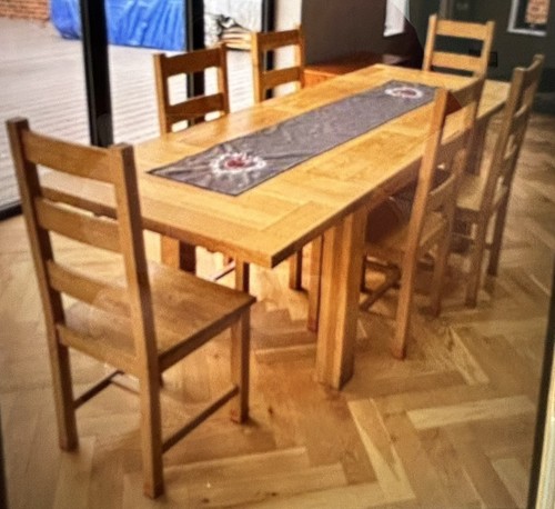 Solid chunky oak dining table - chunky,